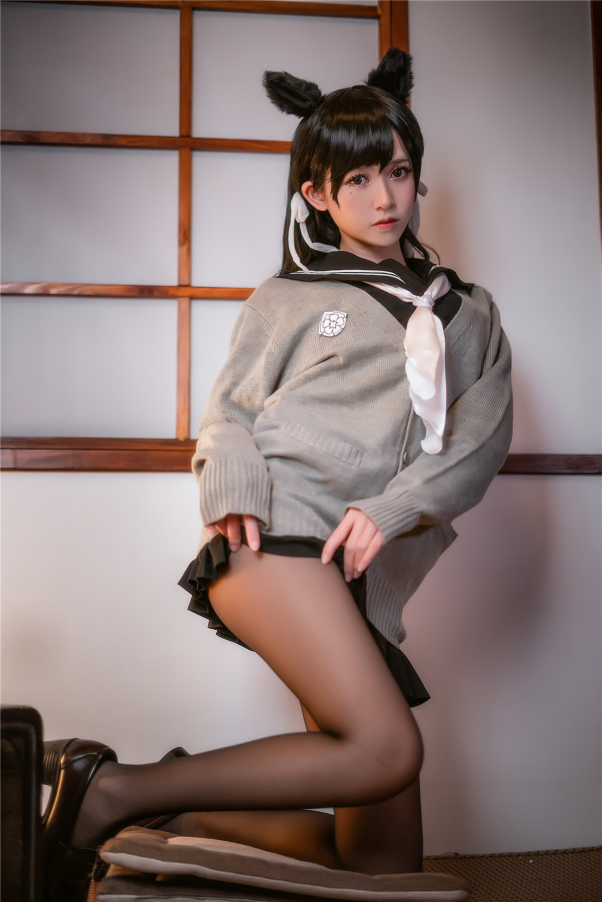 鳗鱼菲儿 碧蓝航线校服COS主题摄影[14P/578M]